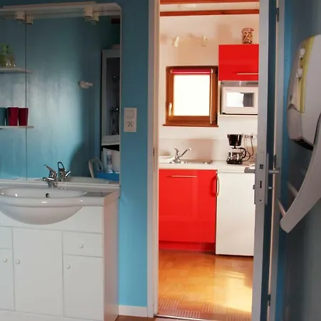 La Maisonnette En Bois * Estaing (Aveyron)