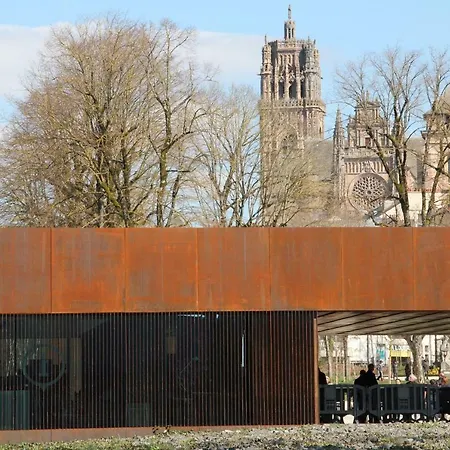 La Maisonnette En Bois